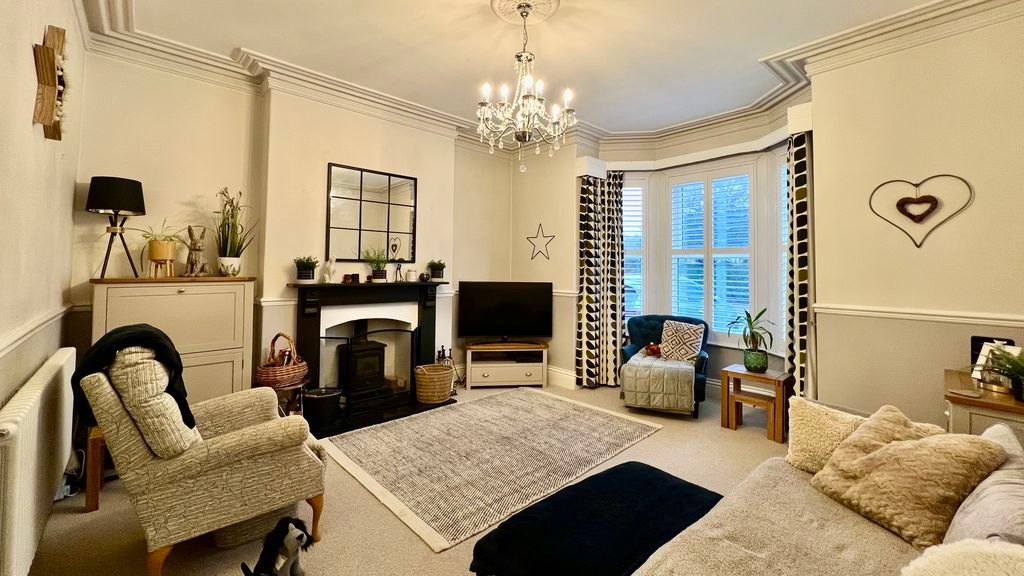 Property photo 2 of 14 Photo 1