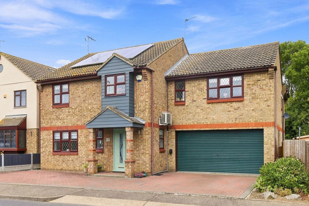 Property photo 1 of 31