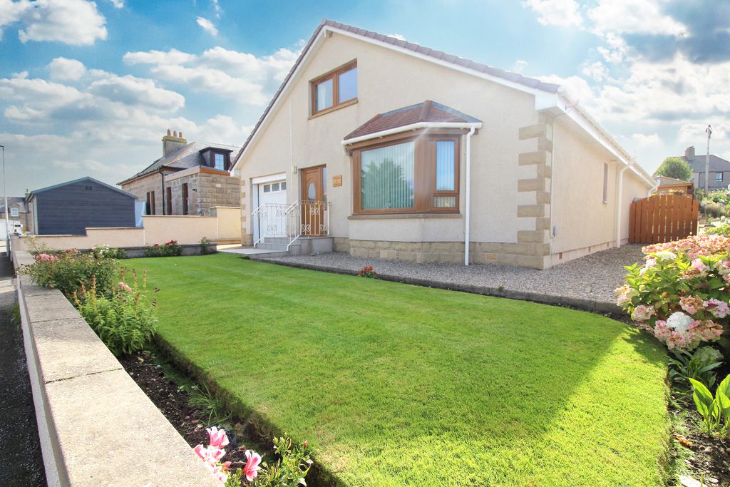 Property photo 1 of 31