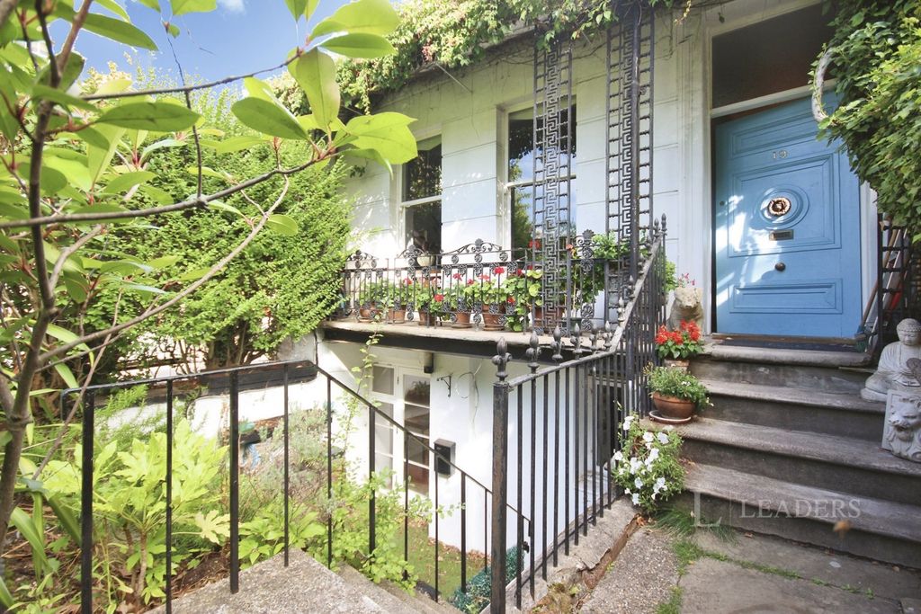 Property photo 2 of 15 Pbox-Img.Jpg