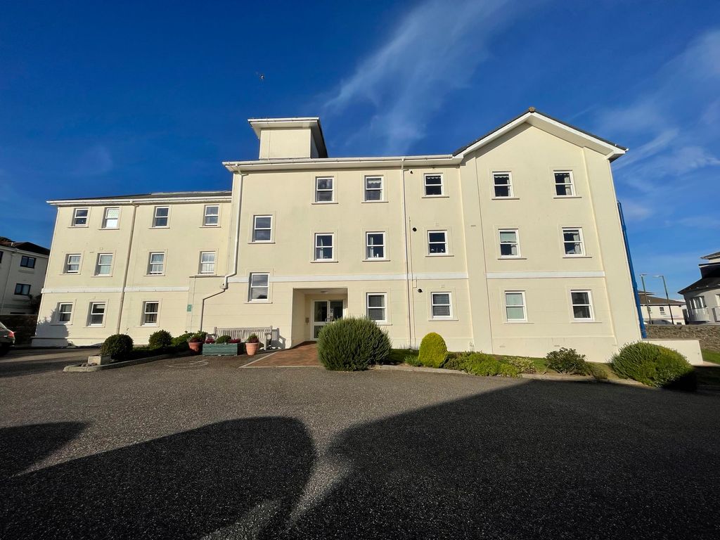 Property photo 1 of 27