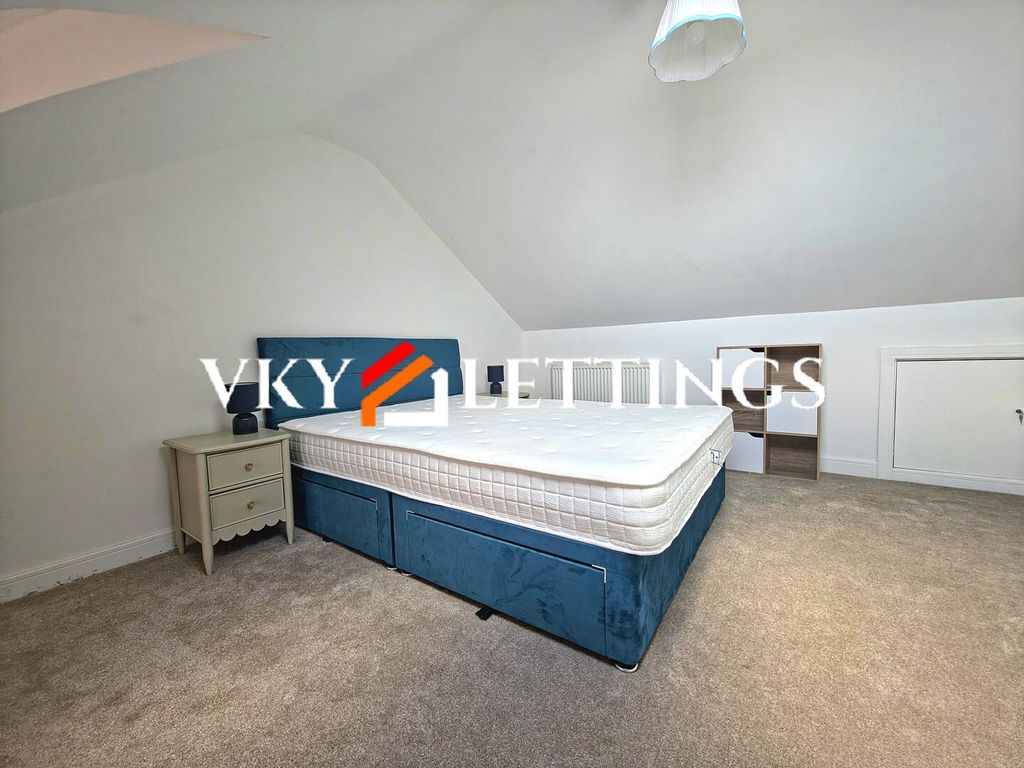 Property photo 1 of 5 Bedroom