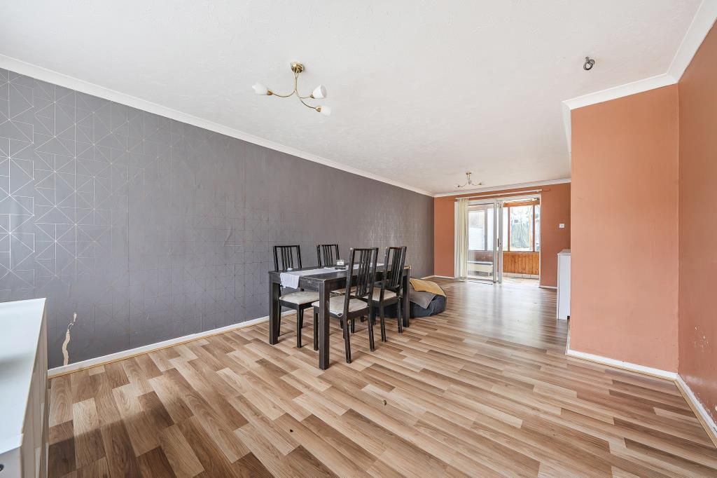 Property photo 3 of 19 Reception