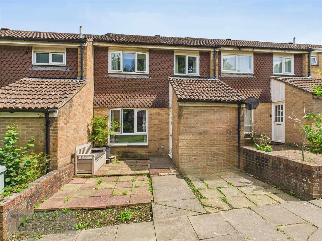 Property photo 1 of 11 Cam02600G0-Pr0535-Still015.Jpg