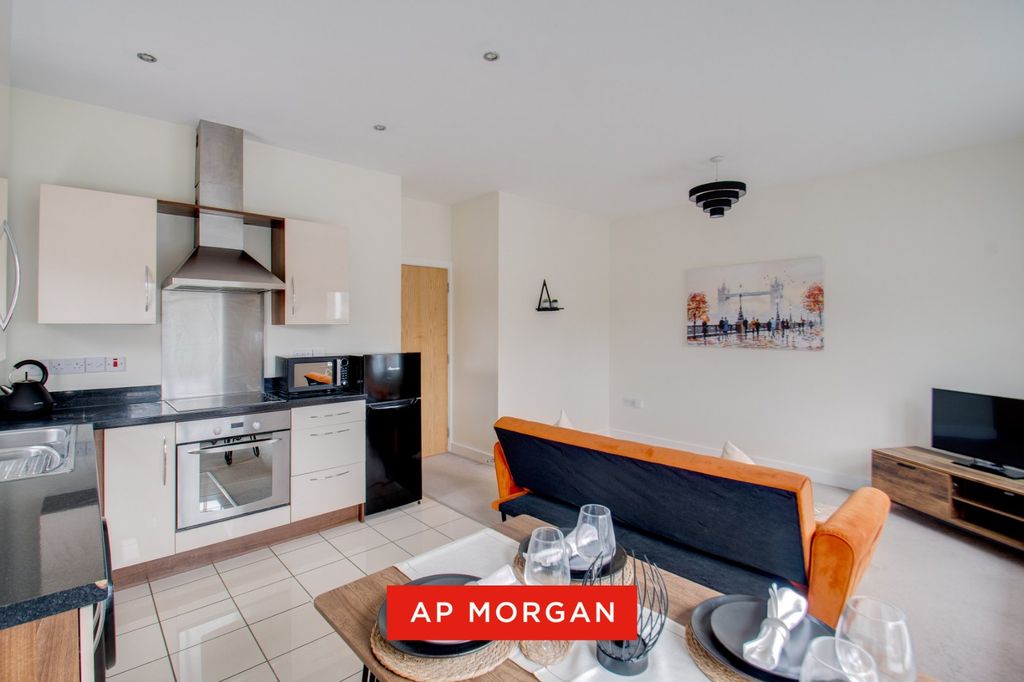 Property photo 3 of 9 Picture No. 04