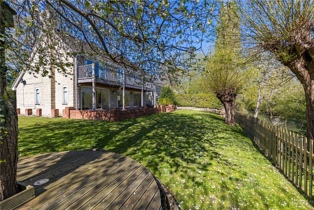 Property photo 1 of 20 Picture No. 35