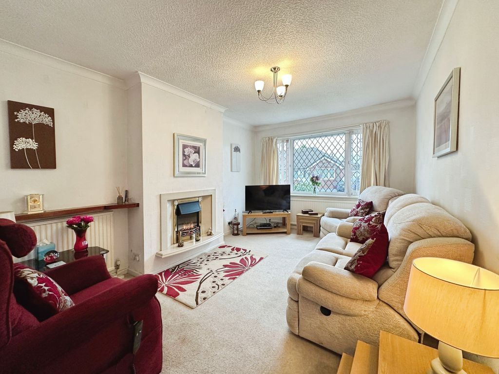 Property photo 2 of 15 Photo 6