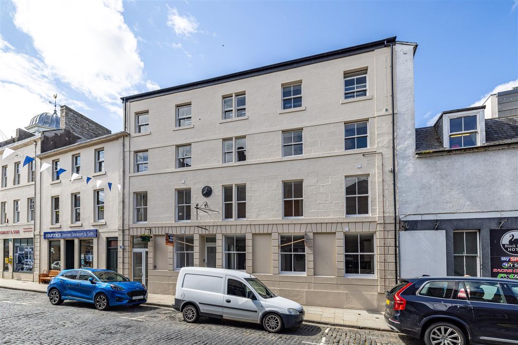 Property photo 1 of 20 14 Woodmarket Kelso 003.Jpg