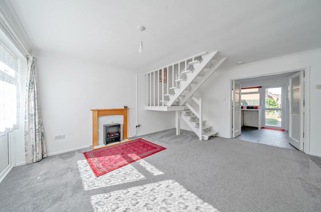 Property photo 2 of 8 1494524-9-6A57E26...