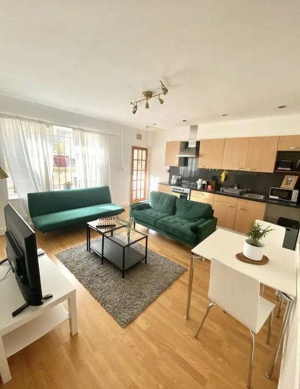 Property photo 2 of 16