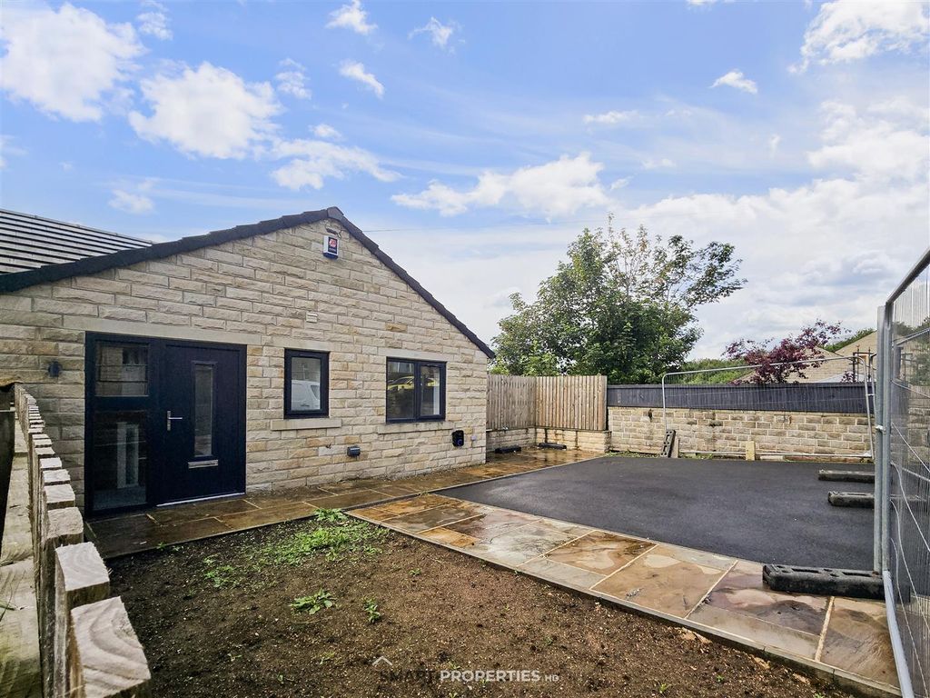 Property photo 1 of 30 Exterior
