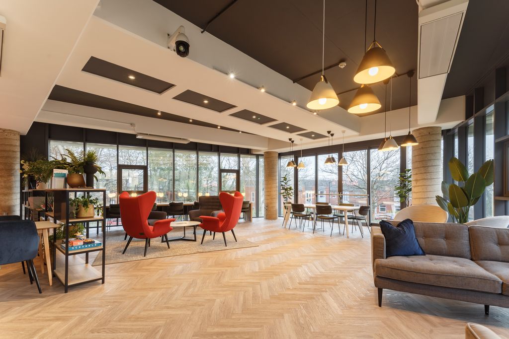 Property photo 2 of 7