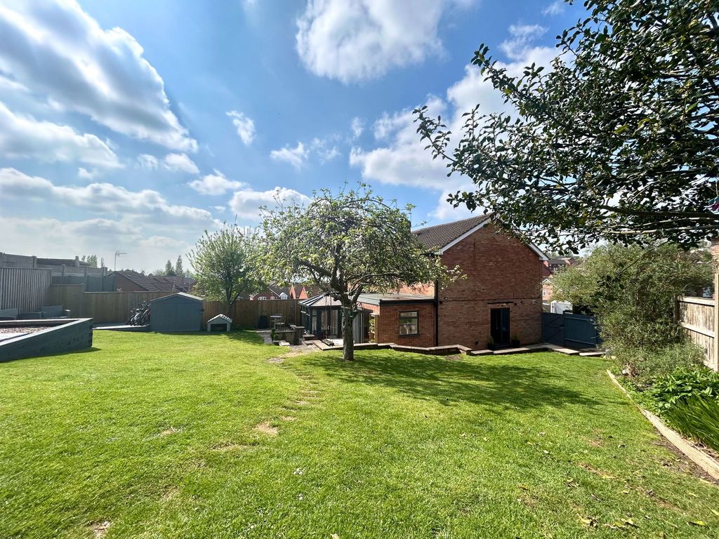 Property photo 3 of 39