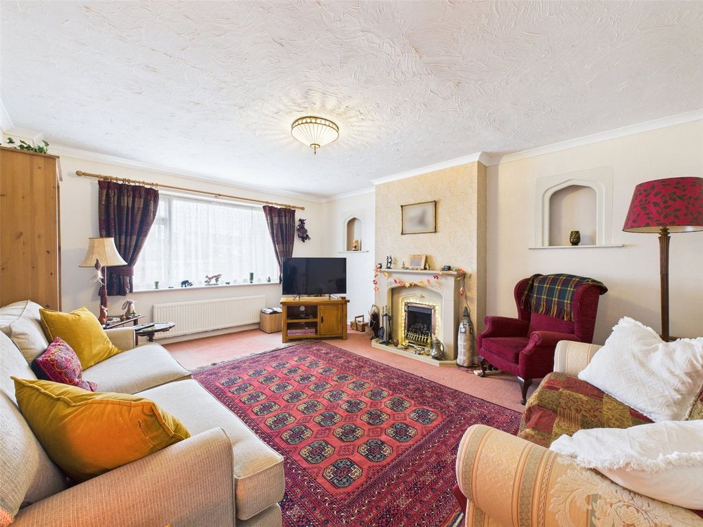 Property photo 2 of 18 Picture No. 05