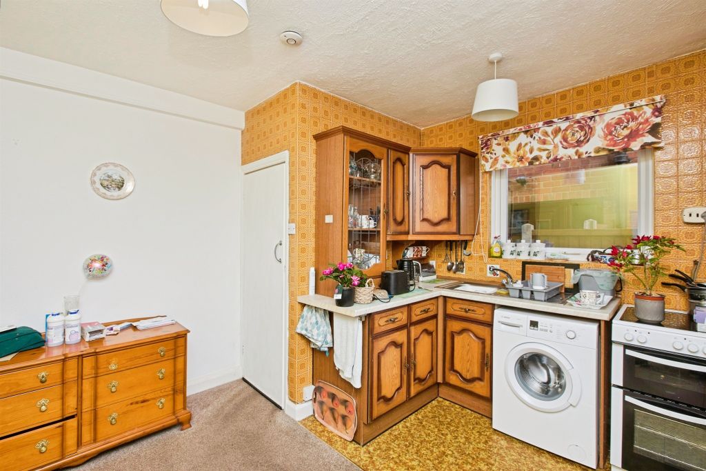 Property photo 3 of 11