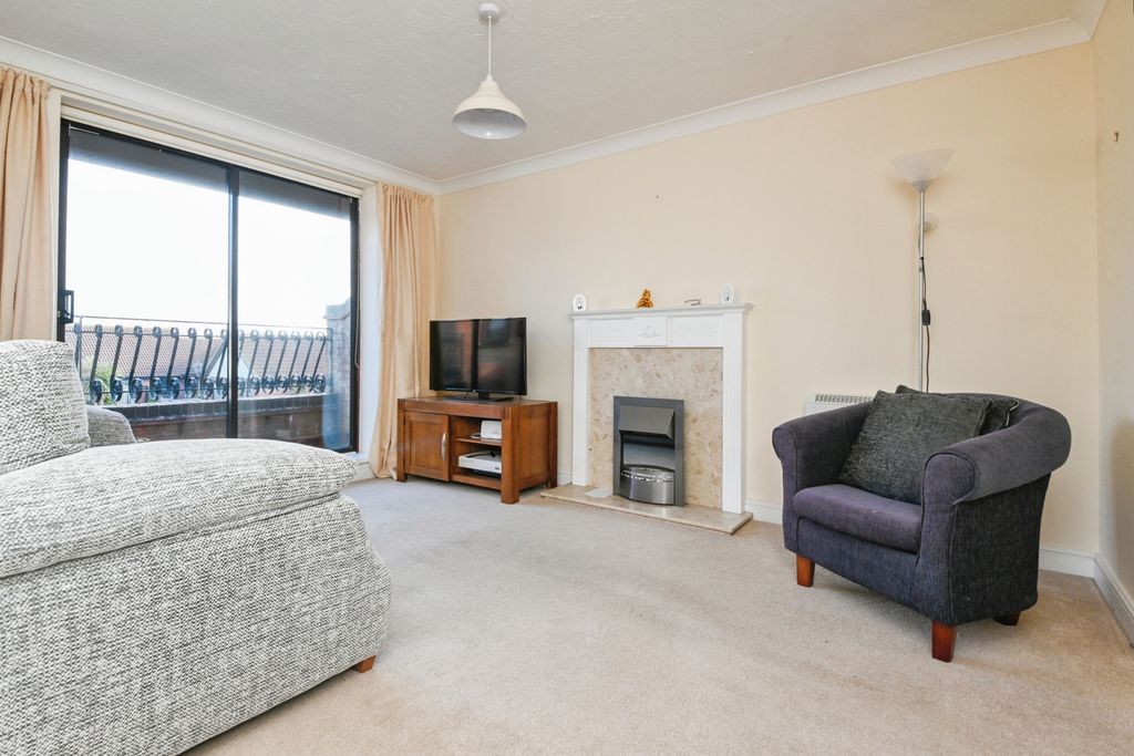 Property photo 3 of 16 Living Room