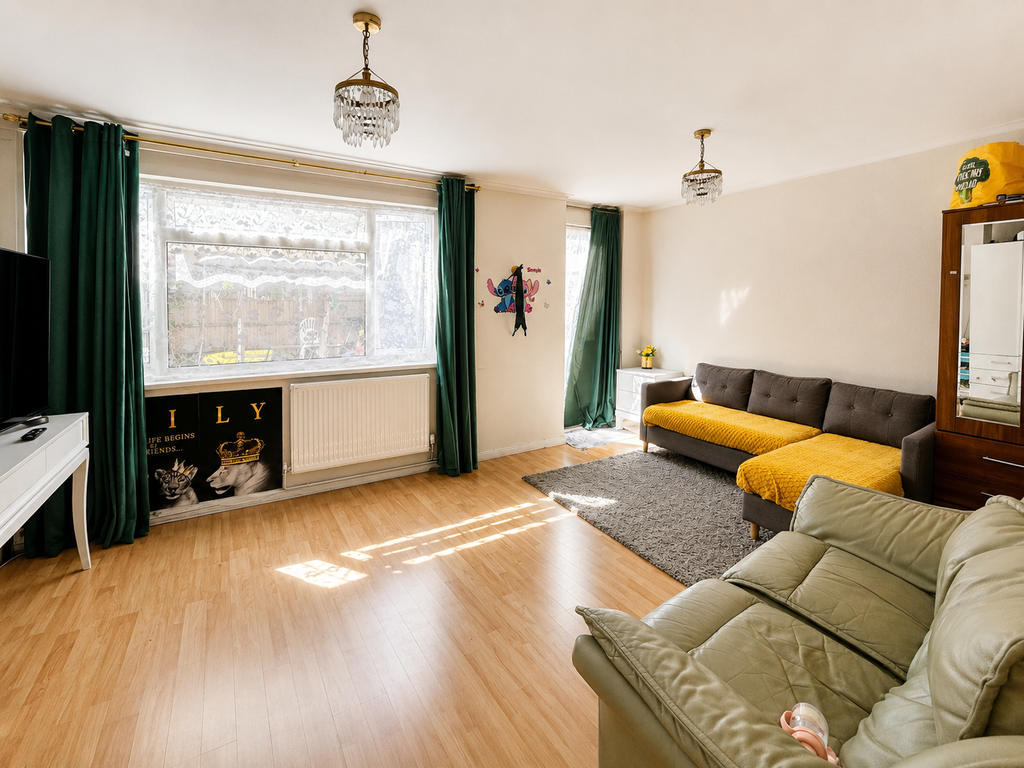 Property photo 3 of 14 Gallery