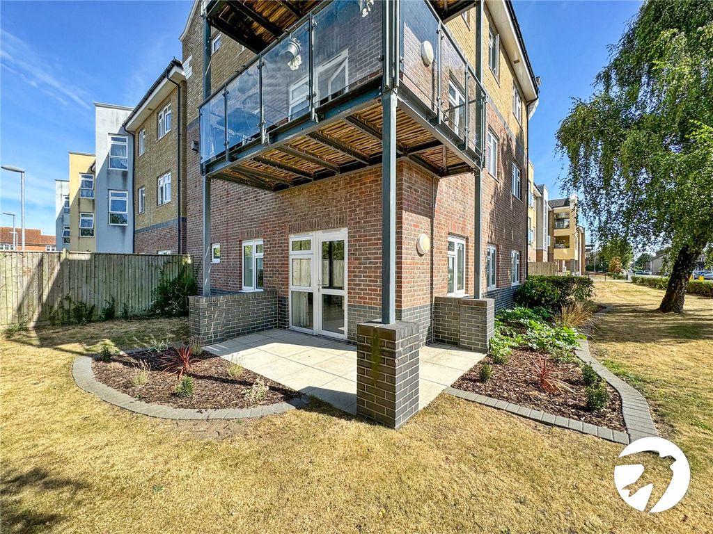 Property photo 1 of 8 Picture No. 13