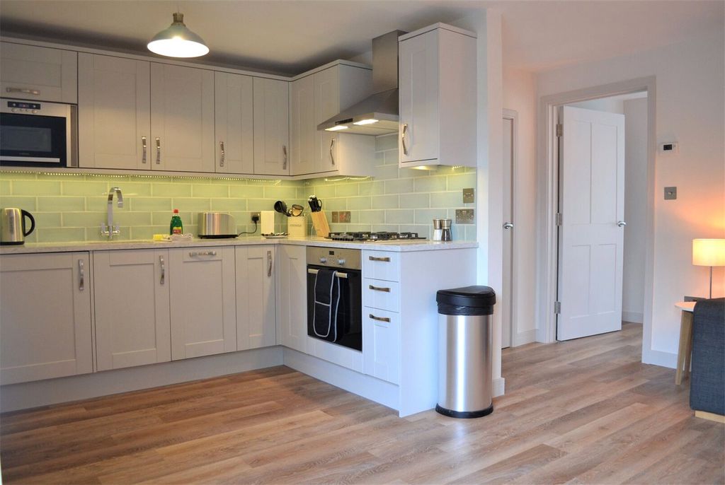 Property photo 3 of 11 Picture No. 11