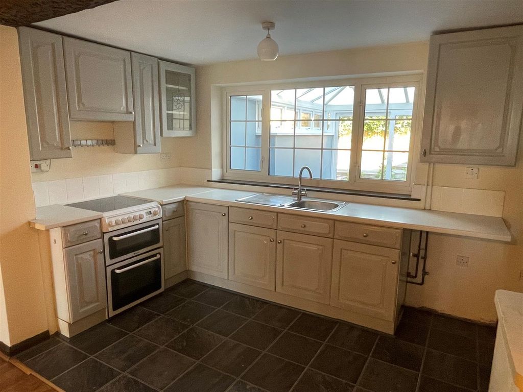 Property photo 3 of 13 2.Jpg