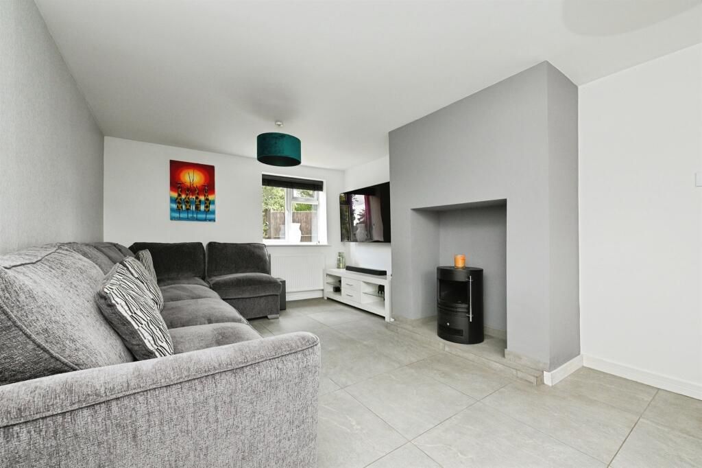 Property photo 2 of 18