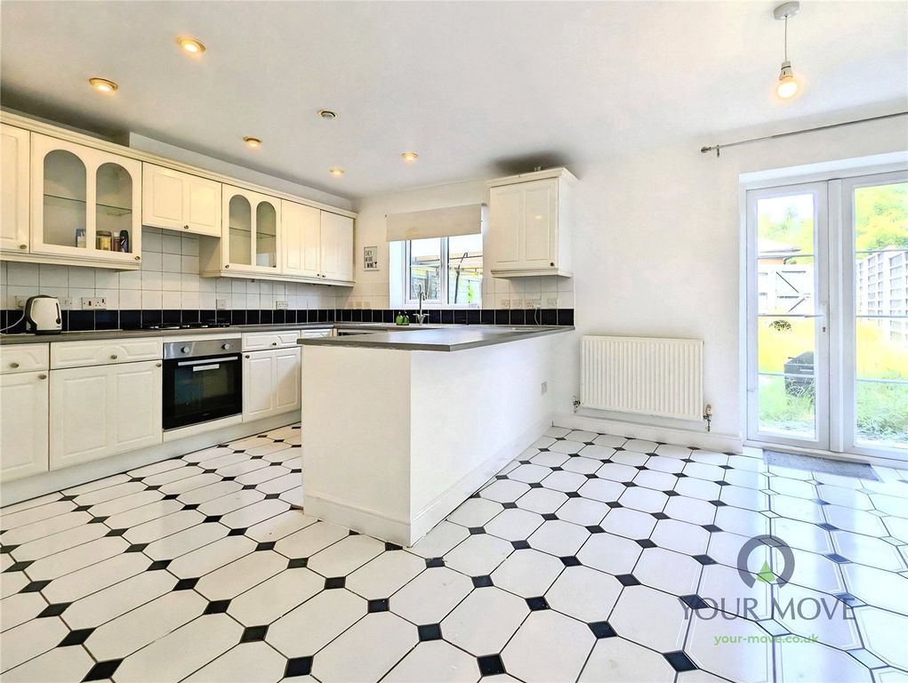 Property photo 2 of 13 Picture No. 09