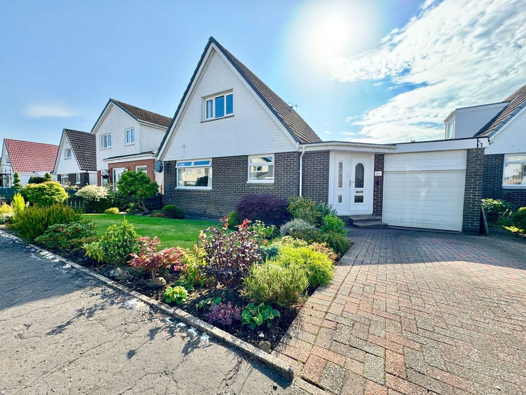 Property photo 1 of 42
