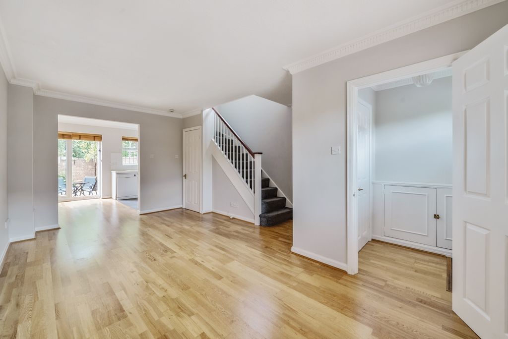 Property photo 2 of 13 1153664 (2)