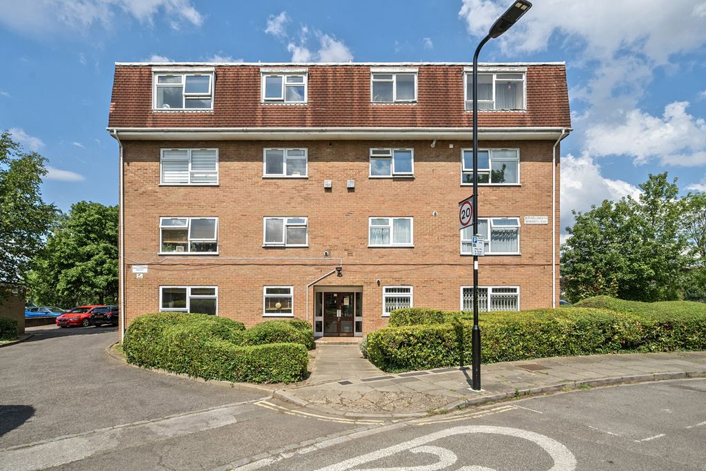 Property photo 1 of 20 3-6821E0A983B01-1...
