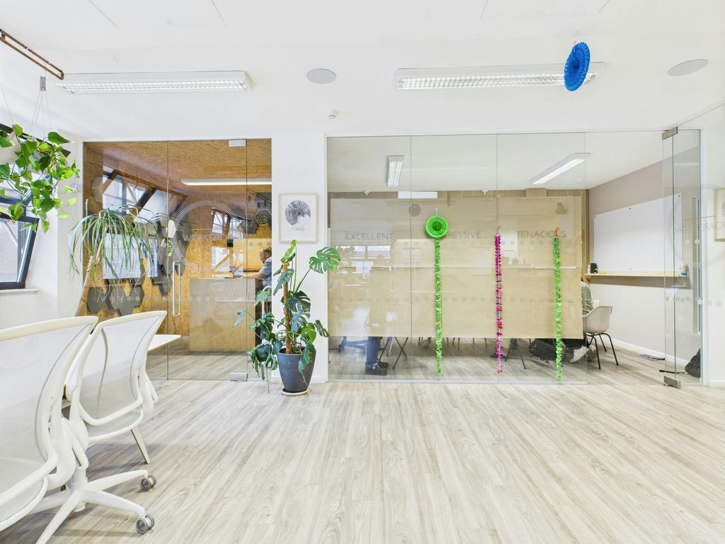 Property photo 3 of 10 3.Jpg