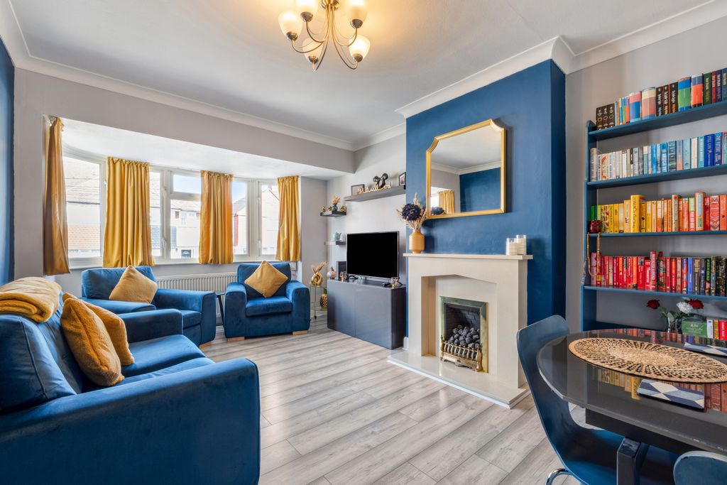 Property photo 2 of 12 Picture No. 06