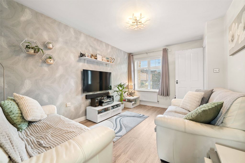 Property photo 2 of 12 Picture No. 06