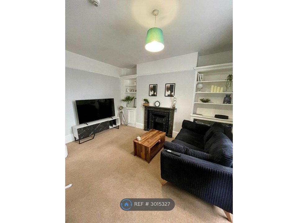 Property photo 2 of 4