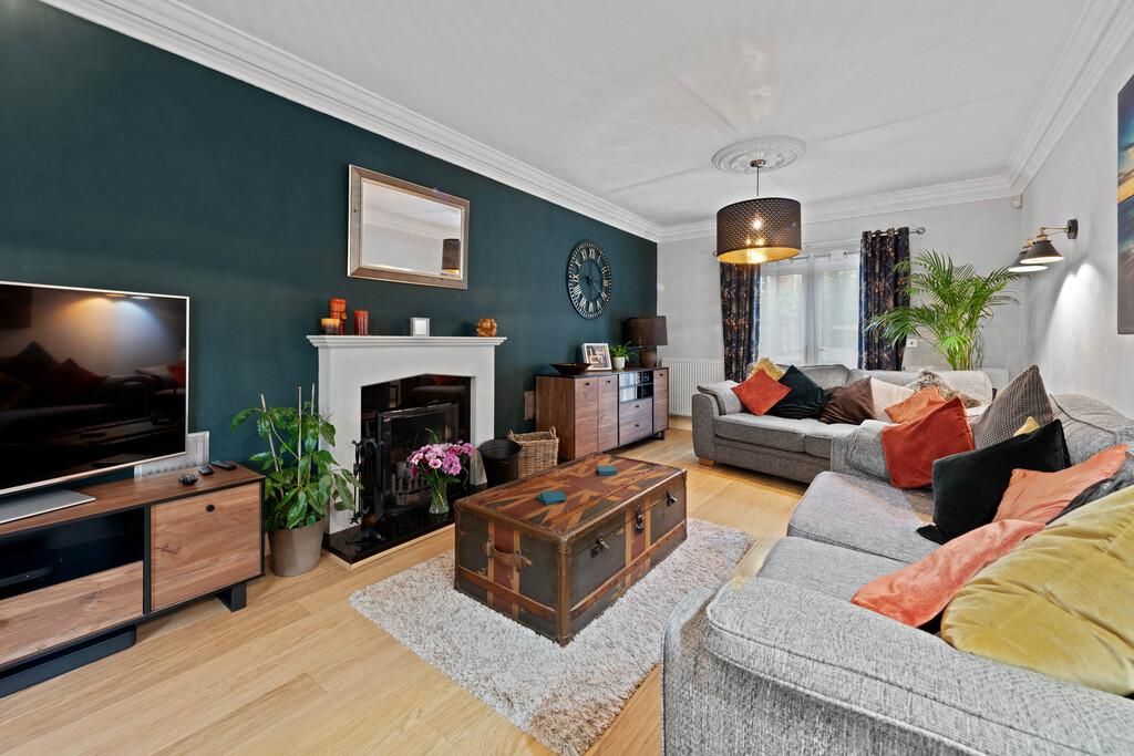 Property photo 3 of 41