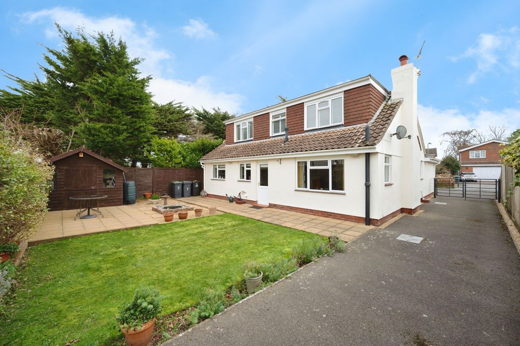 Property photo 1 of 17 Photography
