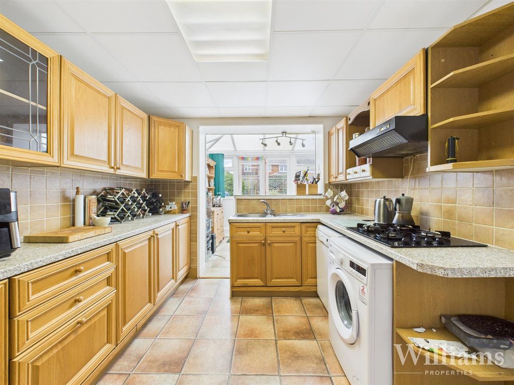 Property photo 3 of 17 Cam02861G0-Pr0474-Still008.Jpg