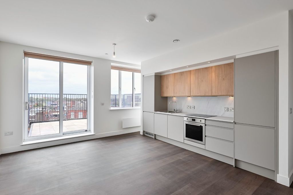 Property photo 1 of 16 Picture No. 13