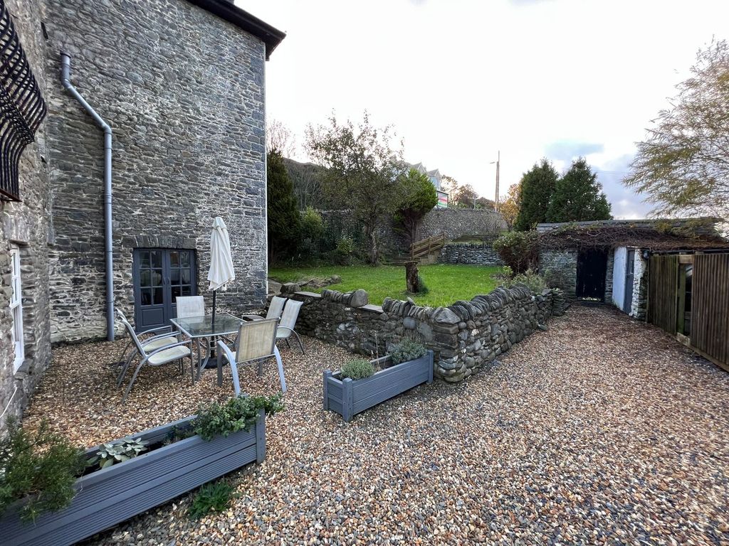 Property photo 3 of 50