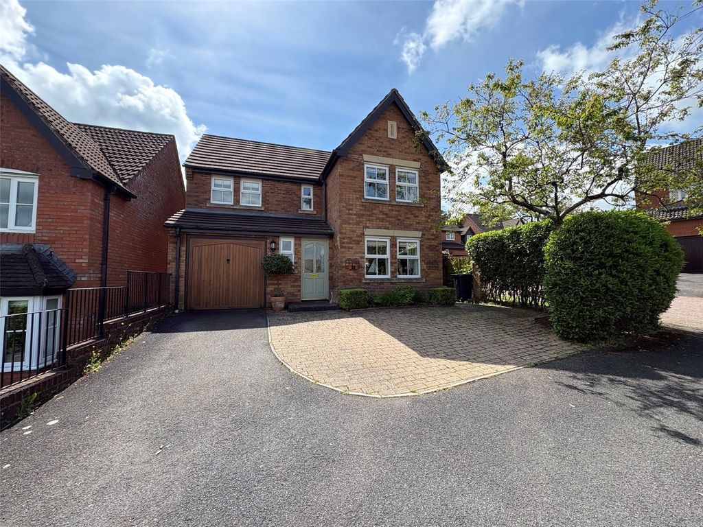 Property photo 1 of 19 Picture No. 02