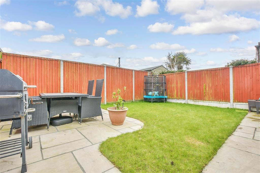 Property photo 2 of 8 Patio / Decking
