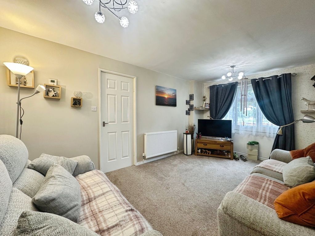 Property photo 2 of 30
