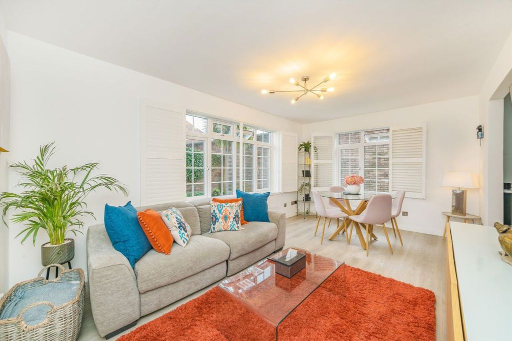 Property photo 2 of 6