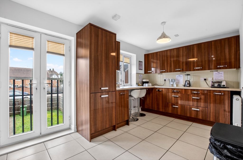 Property photo 2 of 23 Kitchen