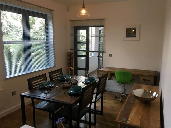 Property photo 3 of 11 5