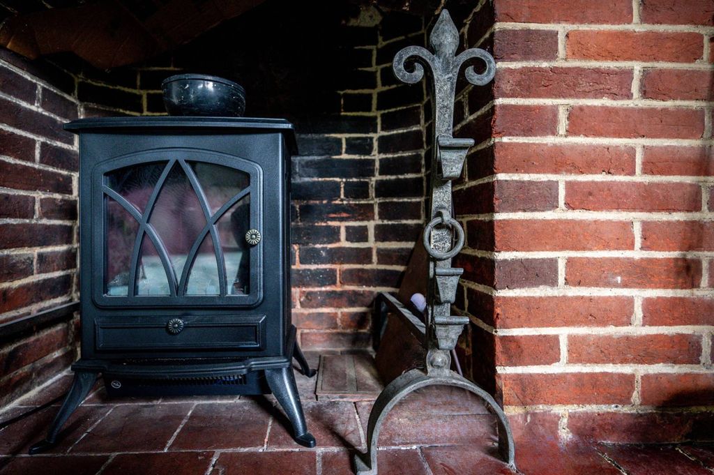 Property photo 3 of 16