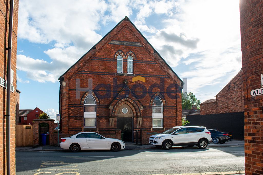 Property photo 1 of 7