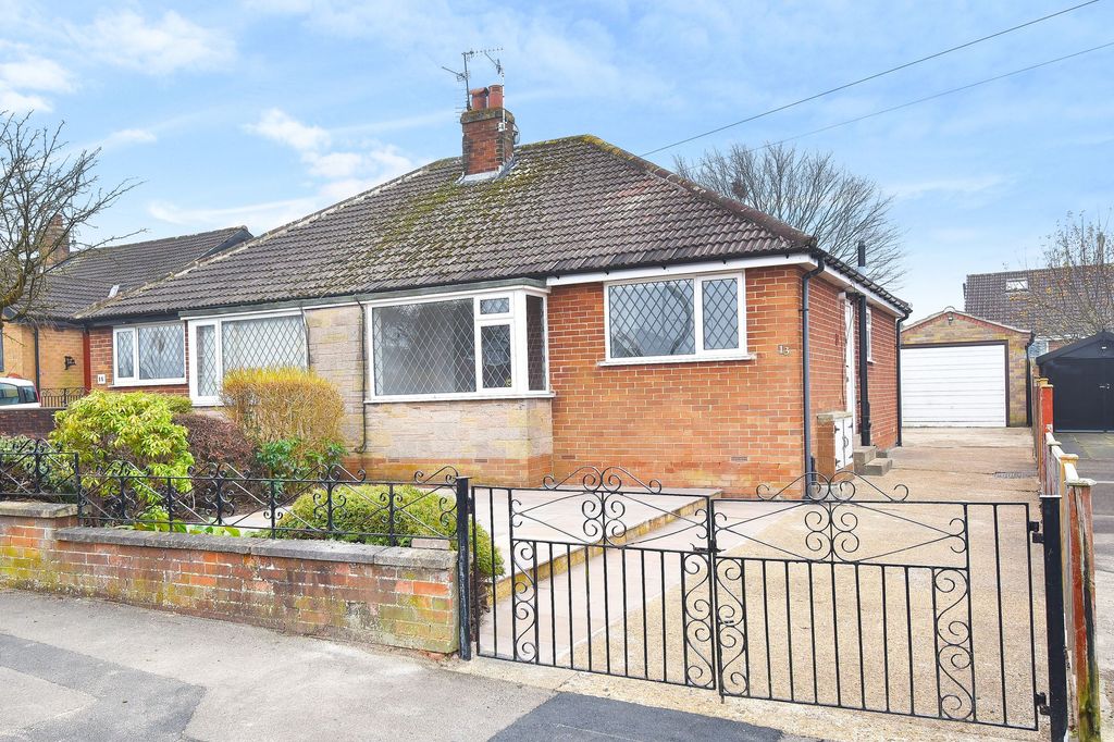 Property photo 1 of 9
