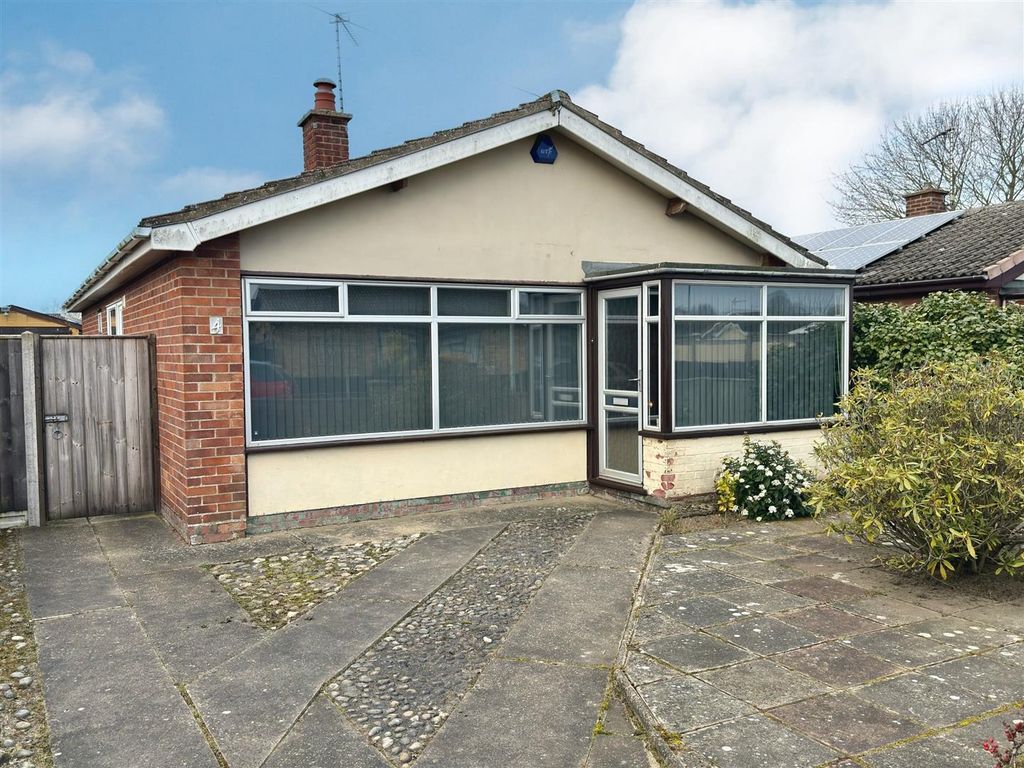 Property photo 1 of 14 Front.Jpg