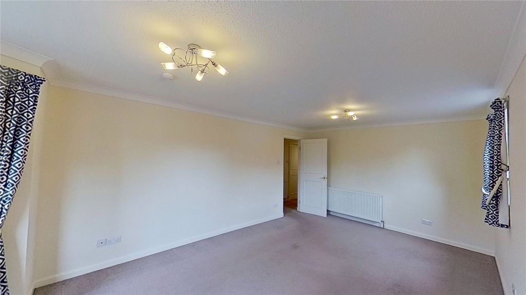 Property photo 2 of 18 Photo 2