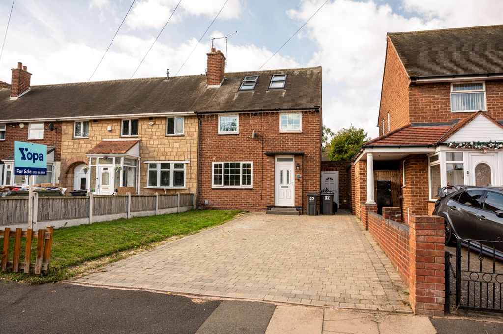 Property photo 1 of 29 01